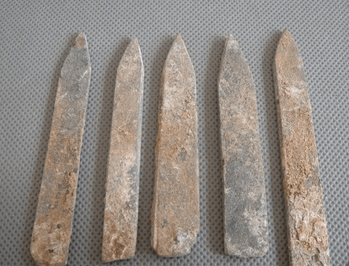 战国时期，货币是商品流通的交换媒介，对于商业发展有着重要作用