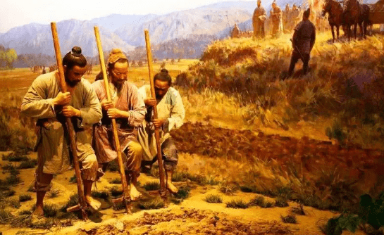 战国时期，货币是商品流通的交换媒介，对于商业发展有着重要作用