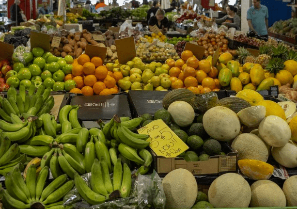 澳农民爆料：有些超市操纵价格，进货价$5澳币，上架却卖$15澳币