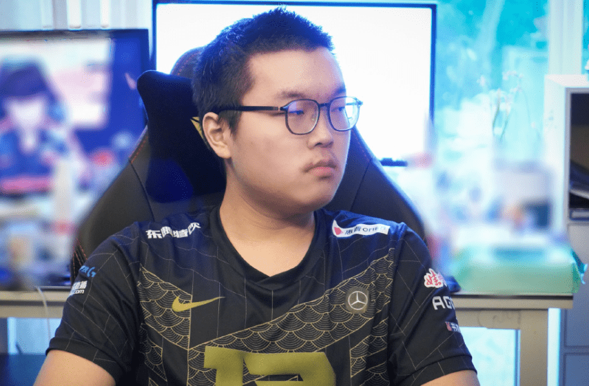 Joker:RNG虽说稳进决赛但也不能太乐观,阿Bin现在的问题很大