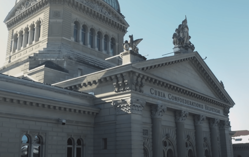 10国集团中唯一走强,瑞士货币成避险货币!未来将继续升值?