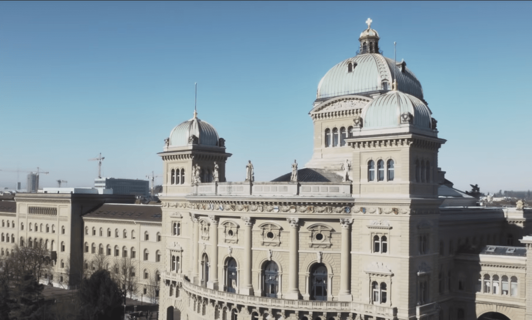 10国集团中唯一走强,瑞士货币成避险货币!未来将继续升值?