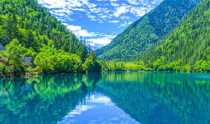 时评：人民币金融资产缘何受境外金融机构青睐