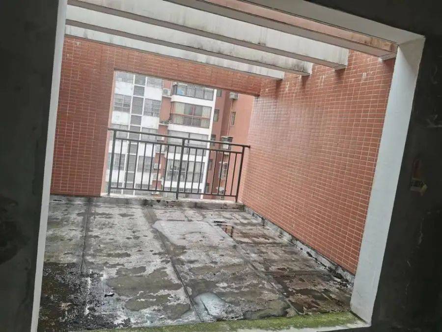 房产捡漏┃银行金融资产商业、住宅房产拍卖