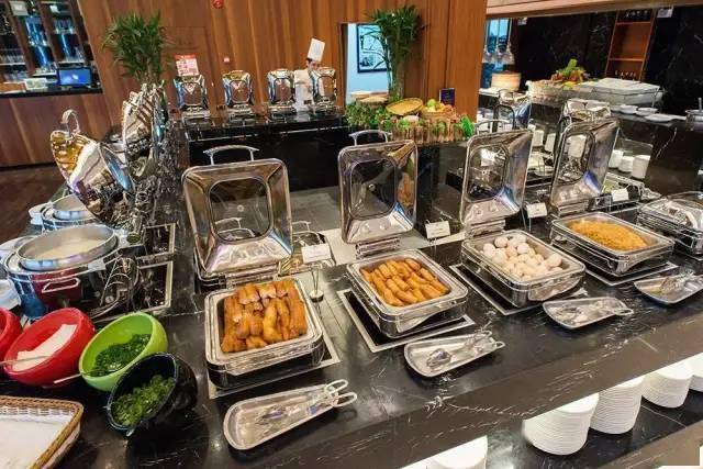 住进山里秘境~AAAA南昆山居温泉度假酒店,618元住宿+自助早+园林温泉+chao大泳池