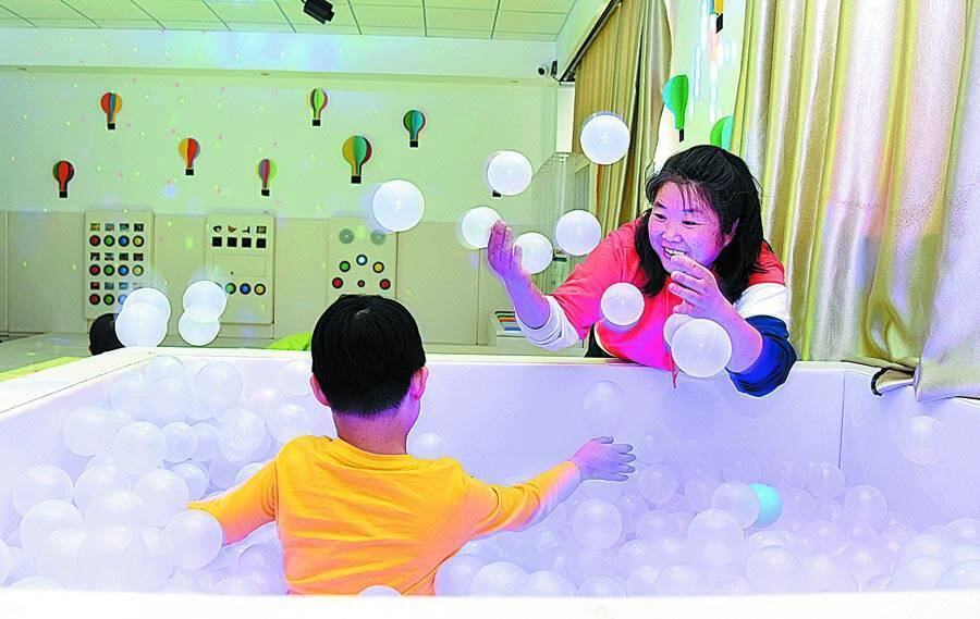 Mum Xiaohua as a special education teacher in rural Shandong