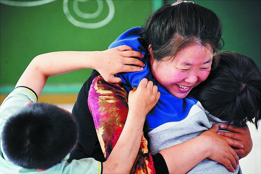Mum Xiaohua as a special education teacher in rural Shandong