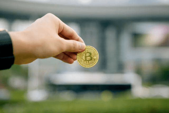 合约对冲交易获利原理解析