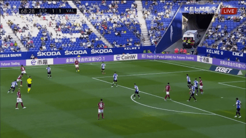 重磅 | 西甲比赛场边广告位首次展示CoinW币赢平台