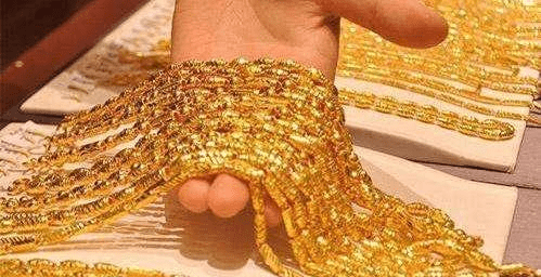 在重庆黄金典当押呗是怎么操作的?黄金典当价格跟品牌是否有关!