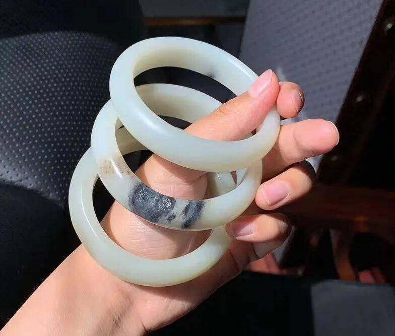 和田玉的价格在短期内会像黄金一样飙升吗？