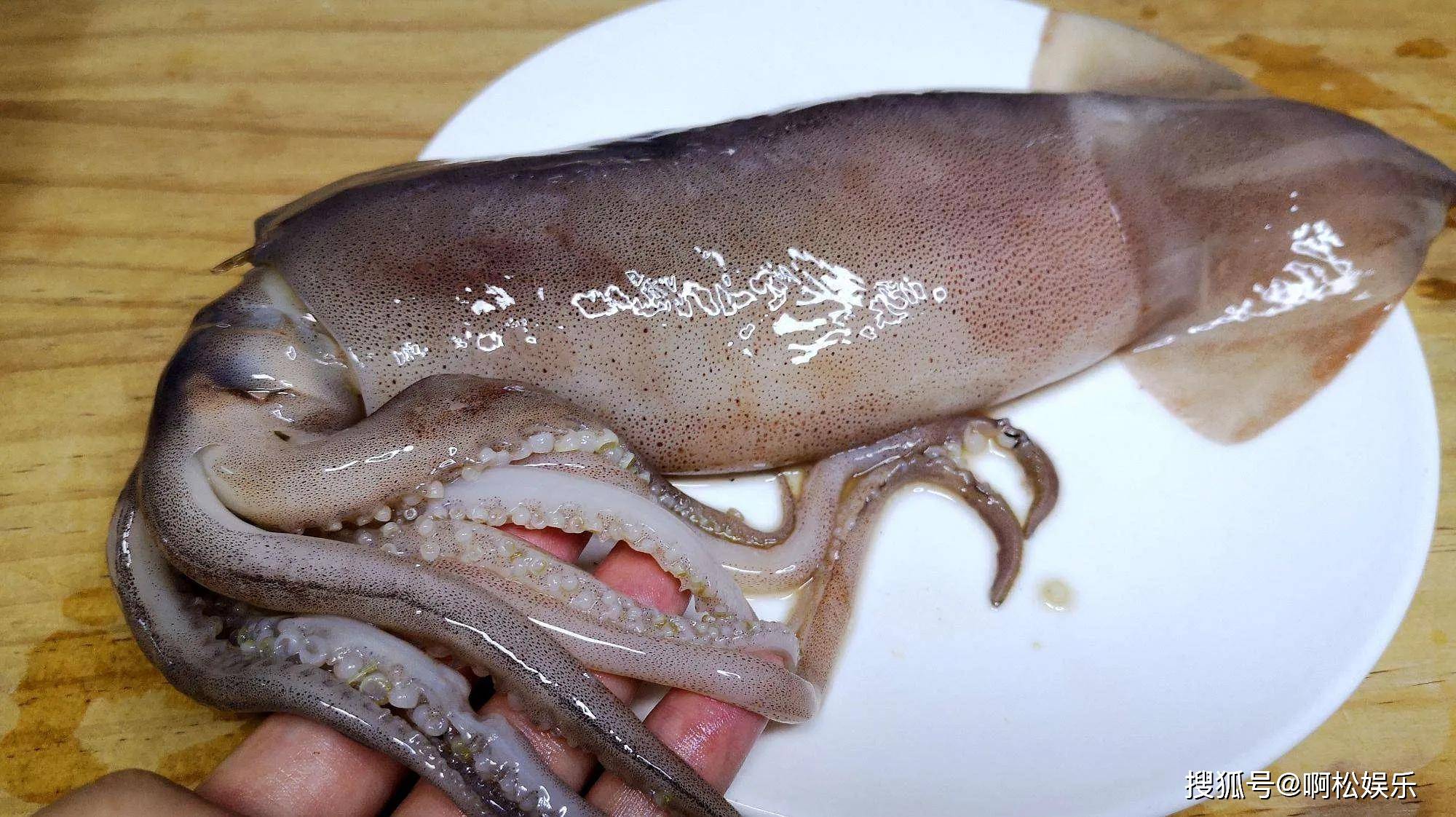 立秋后吃海鲜，建议：少吃螃蟹和大虾，多吃这3样，营养高价格低