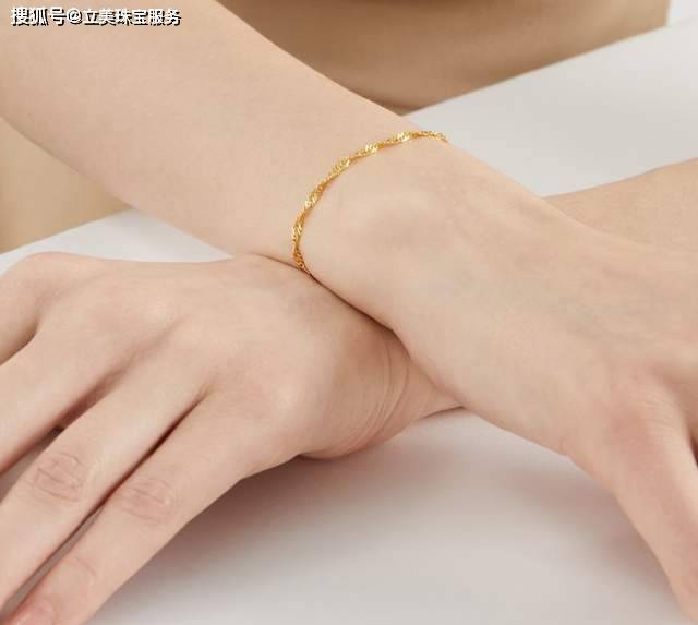 黄金现在多少钱一克？看完你就知道怎么买得更便宜