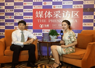 黄晓明和baby离婚“内幕”被曝光：被外遇10年，我们都被捞女骗了！