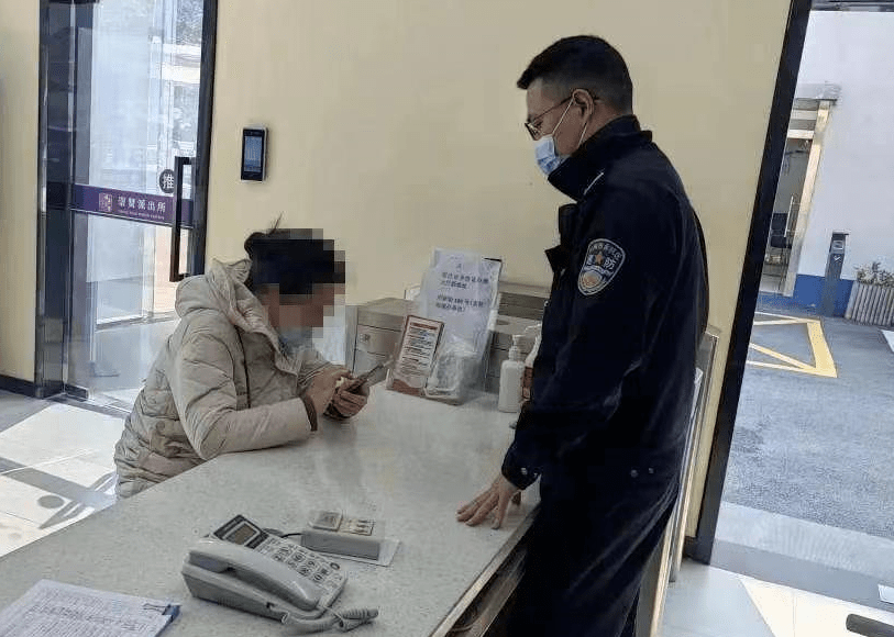 姑娘沦陷了!新男友多金又温柔,但总觉得怪怪的…