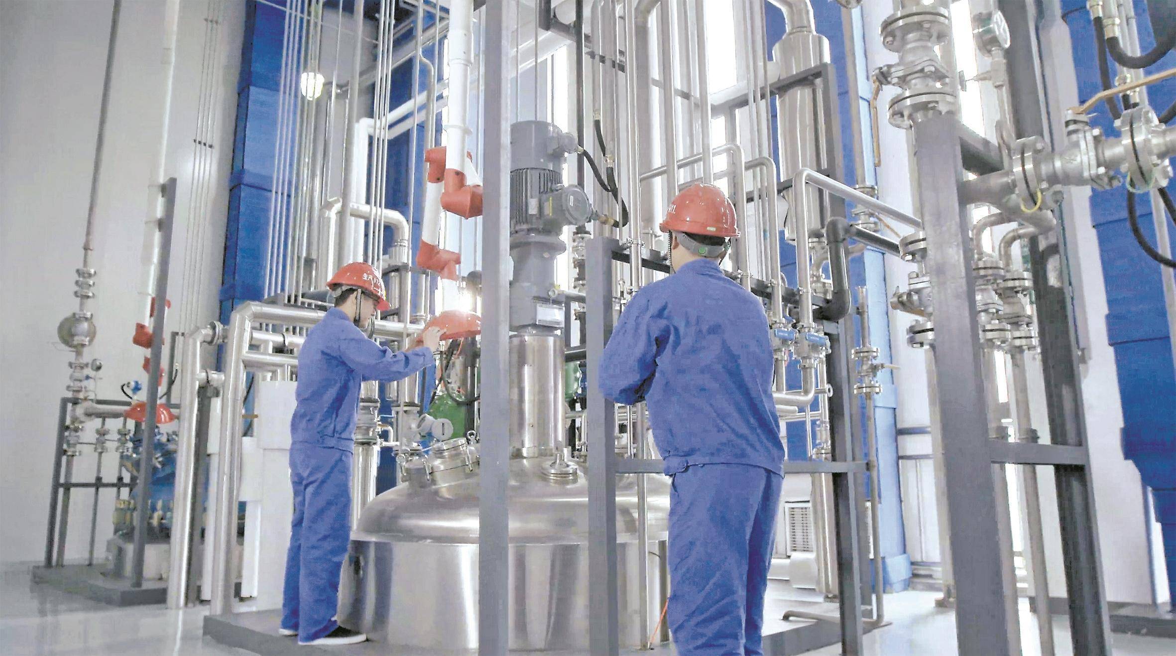 粤港澳大湾区与成渝 双“圈”辉映 跨“圈”并进