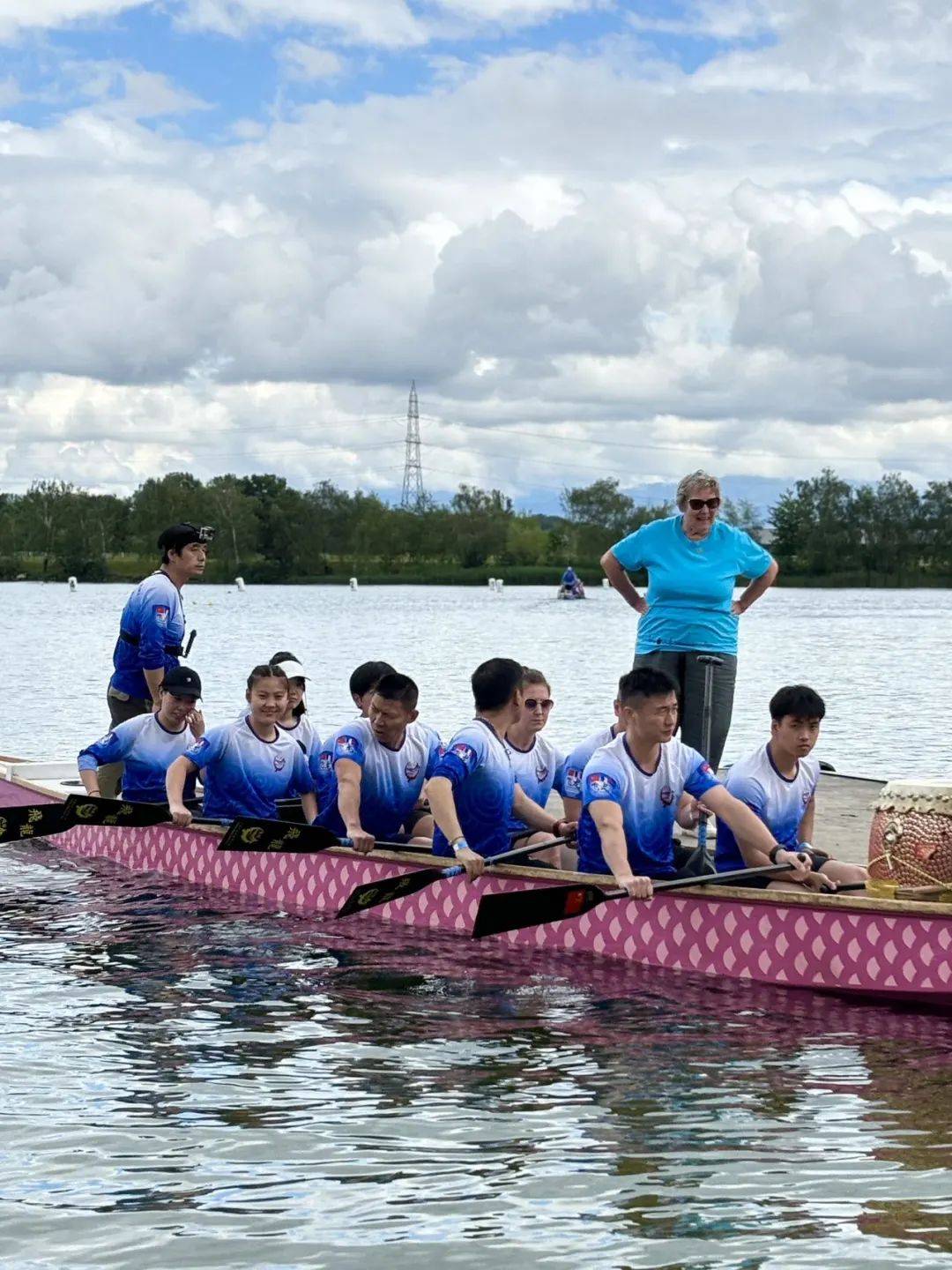 塞纳河上，温州龙舟的出圈与圈粉
