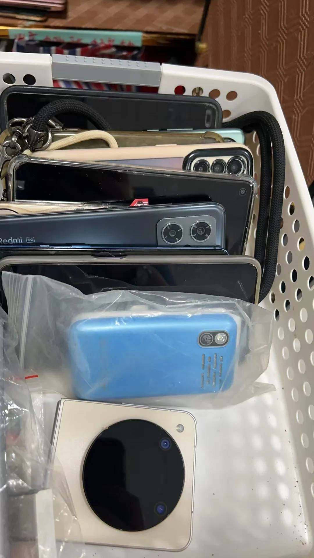 广州南站:900多台手机无人认领!12306可查询