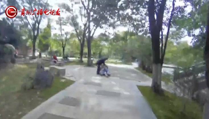 “亲爱的,千万别说漏嘴!”68岁贵州阿姨遇“黄昏恋”,监控拍下……