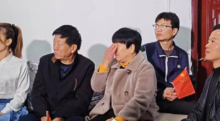 “90后”的飞天梦|在曹县的农家小院,见证这位航天员妈妈的感动与幸福