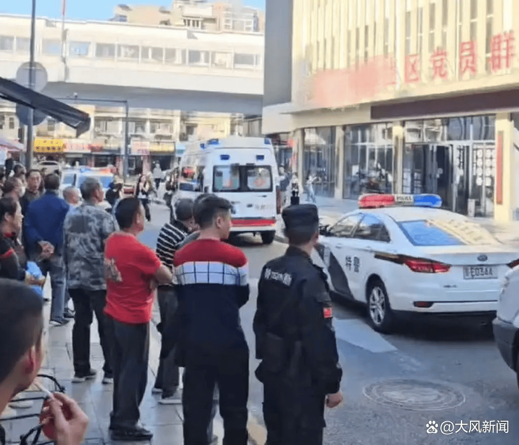 湖北宜昌被刺女干部已去世:刚入事业编制仅9天,凶手疑为附近摊贩