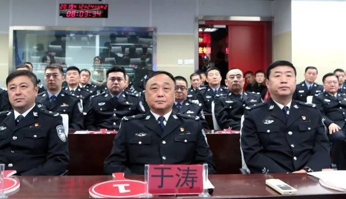 界面调查|冰城公安局涉黑副局长隐匿的政商关系图