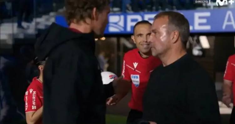 莱万进球被吹!主裁回应弗里克质问:我们为什么要编造越位?