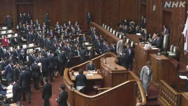 30年来首次，石破茂料将“有惊无险”