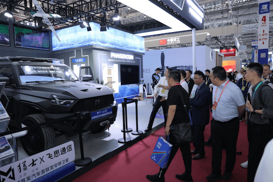 东风猛士科技亮相第十五届珠海航展