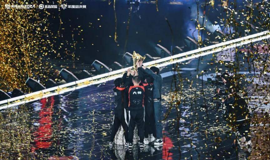 现场超3万人!昨晚北京朝阳这里有场顶级电竞赛