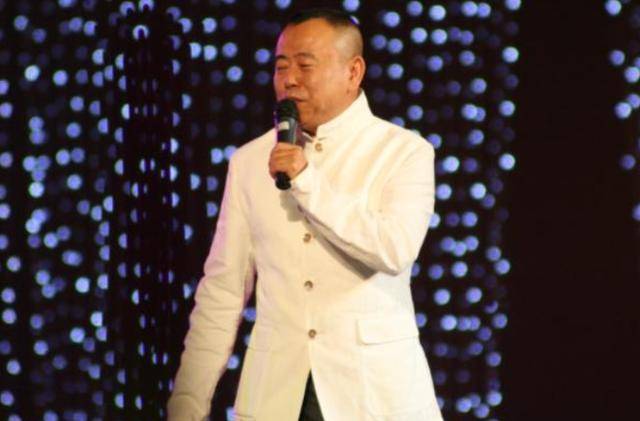 潘长江:我钱花一辈子也花不完,如今67岁却越活越“糊涂”了