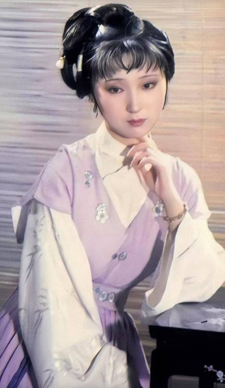 贾惜春：陈晓旭当年是装的，不然演不了林黛玉，我是装得不够彻底