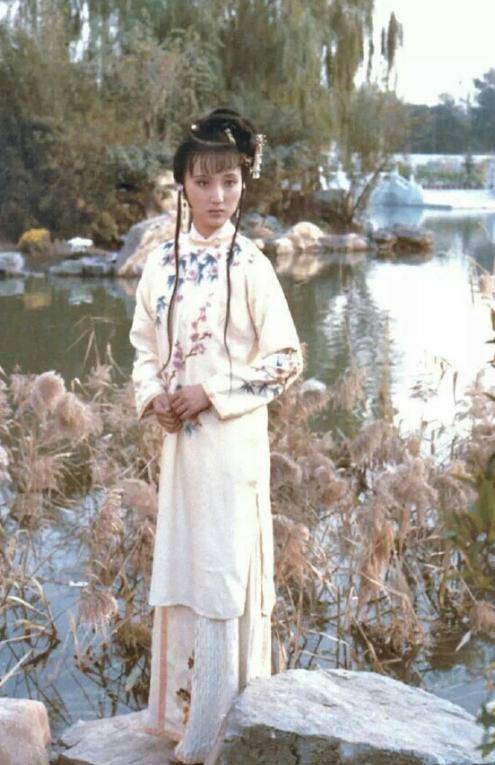 贾惜春：陈晓旭当年是装的，不然演不了林黛玉，我是装得不够彻底