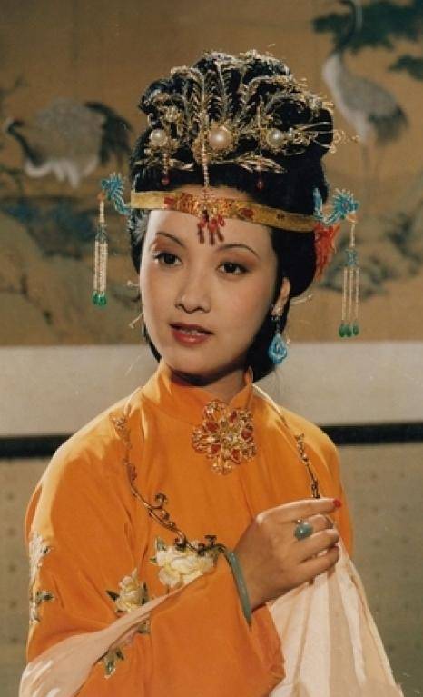 贾惜春：陈晓旭当年是装的，不然演不了林黛玉，我是装得不够彻底