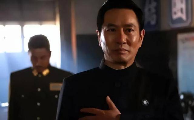 “坏人专业户”姚刚：一生无妻无子，如今53岁在千万豪宅一个人住