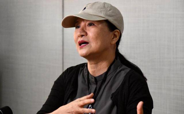 原来早已退出中国籍？被老外“玩腻就丢掉”的郑绪岚，却回国捞金