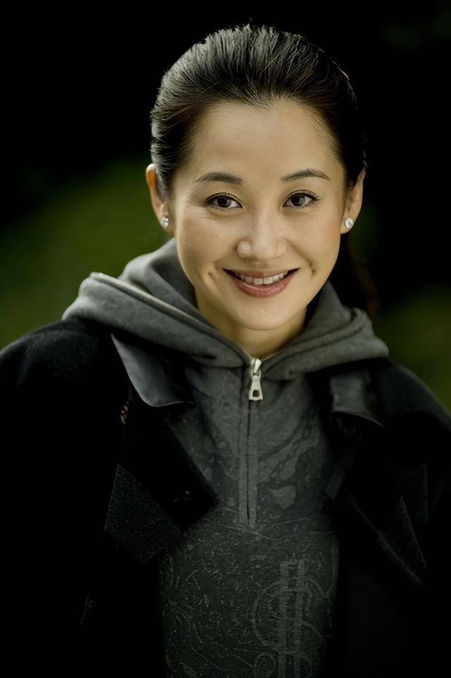 事实证明,55岁“无人敢娶”的许晴,才是真正的人间清醒!