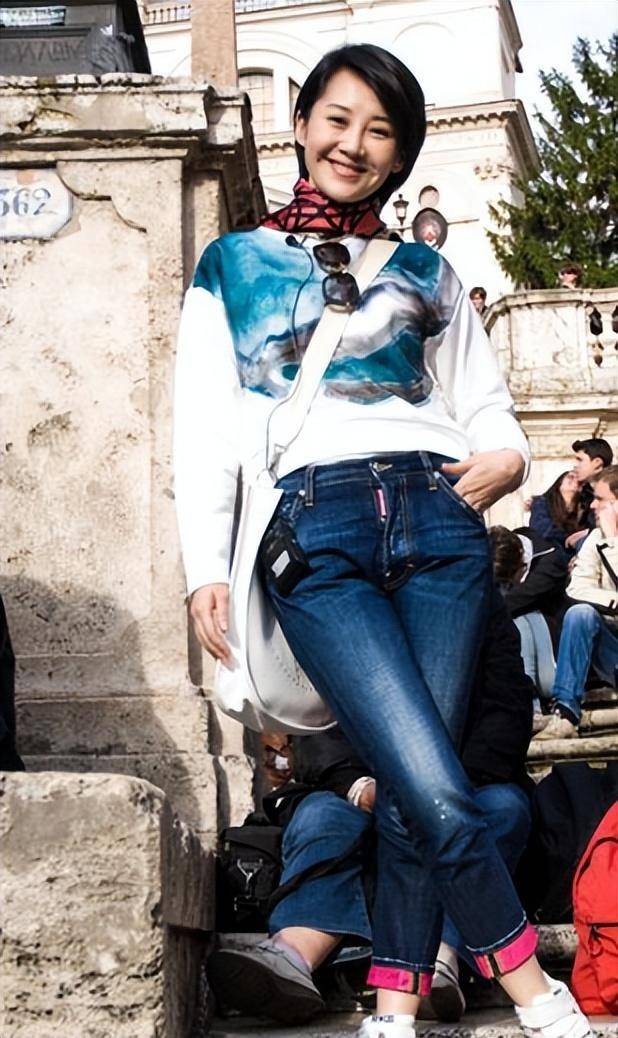 事实证明,55岁“无人敢娶”的许晴,才是真正的人间清醒!