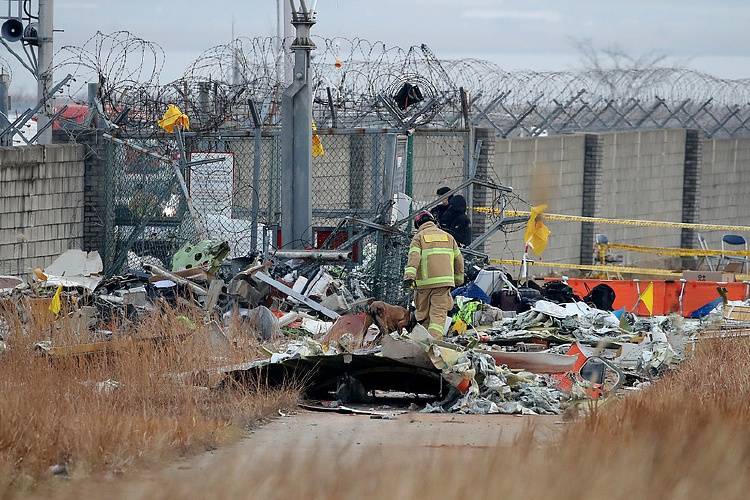 机场混凝土设施或是夺命“真凶”?韩国史上最严重空难谜团