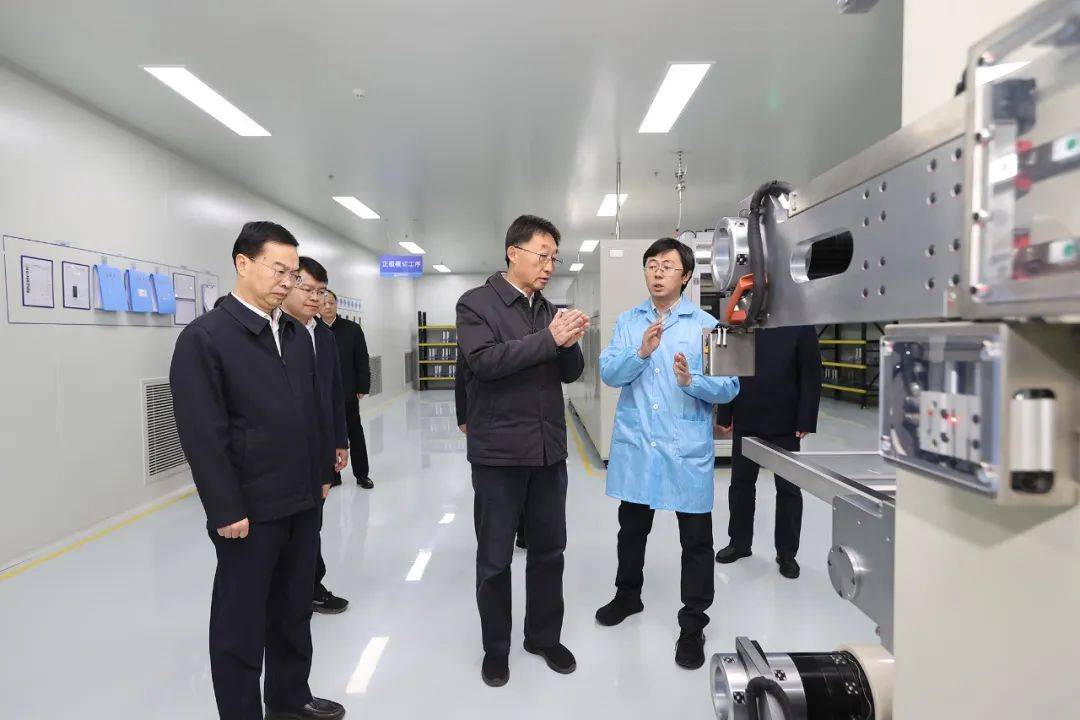 履新后首日,刘宁到兰考县调研