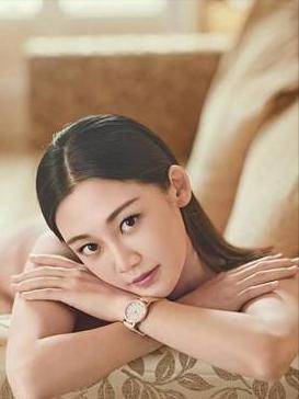 冯小刚直言:她太能装了,永远红不了,就更别提拿奖了