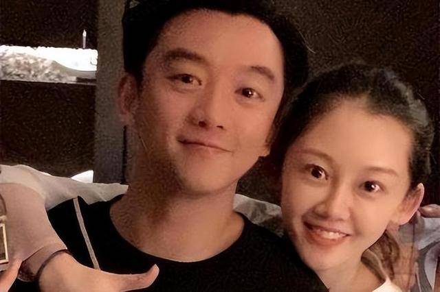 冯小刚直言:她太能装了,永远红不了,就更别提拿奖了