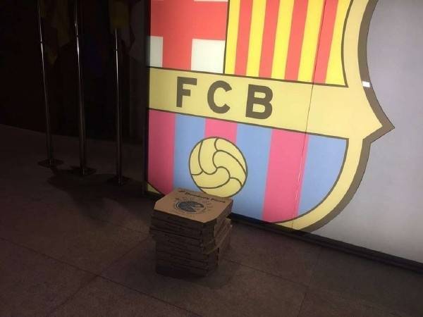 奥尔莫注册的障碍不是西甲联盟,而是拉波尔塔的“假账”和杠杆