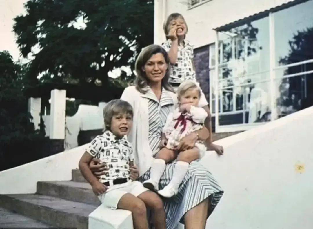 和富豪做亲戚的“痛苦”:马斯克制片人妹妹吐槽因为大哥是富豪,自己拍电影老是被多要钱