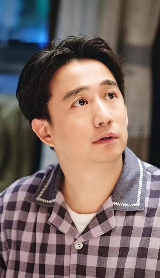 52岁黄磊回应无戏可拍:2年没拍戏,3年没当男主,综艺演戏都停了