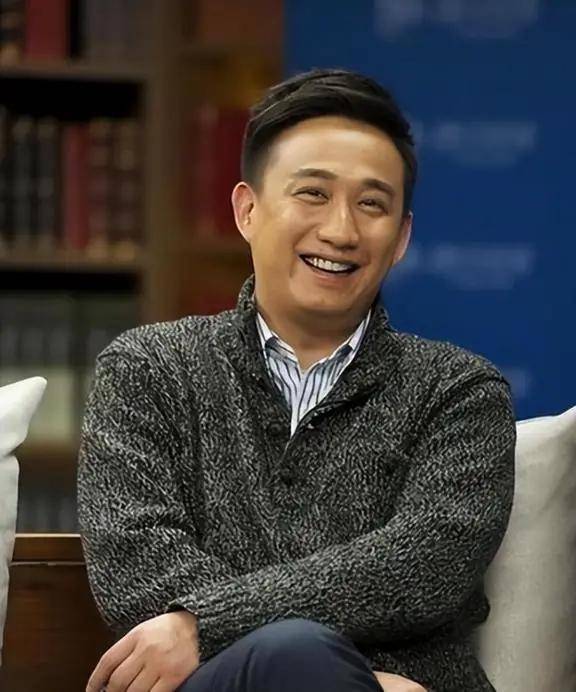 52岁黄磊回应无戏可拍:2年没拍戏,3年没当男主,综艺演戏都停了