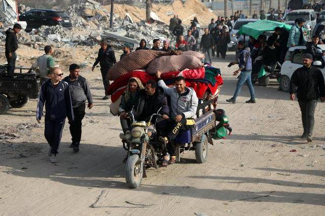 数千名警察身穿制服出现在街头！哈马斯“回来”了？