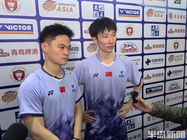 在青岛上演惊天大逆转!中国队3:2险胜日本队,挺进羽毛球亚团赛决赛