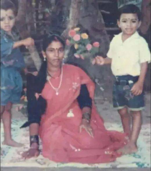 曝光12亿贪腐案，印度记者惨死化粪池