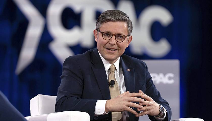 威胁断粮,美国众议院议长称“没胃口”再批对乌援助